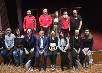 “Cambazın Cenazesi” İskele’de perde dedi