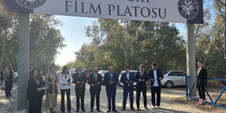 ‘Ayşe Tatile Çıktı’ isimli filmin ön tanıtım etkinliği yapıldı