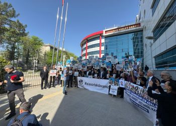 Grand İsias Otel’in yıkılmasında kusuru bulunan kamu görevlilerinin davasının ilk duruşmasında sanıklar dinlenmeye devam ediyor