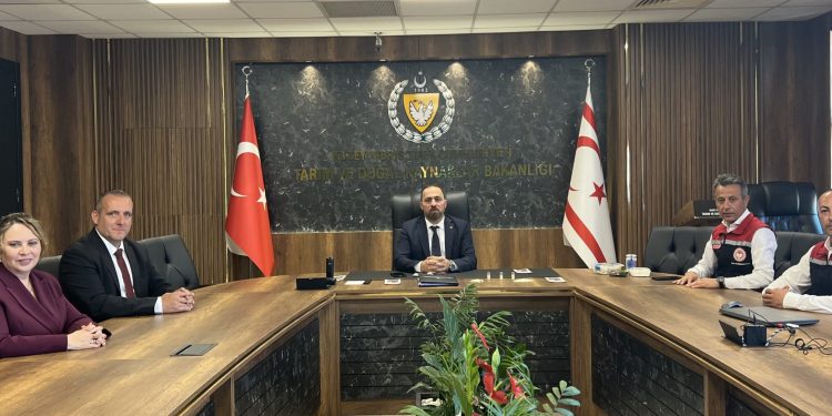 Tarım ve Doğal Kaynaklar Bakanı Hüseyin Çavuş’a Sakız Ağacı Yetiştiriciliği hakkında bilgilendirme yapıldı