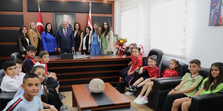Bölge okullarından öğrenciler Karavezirler’i ziyaret etti