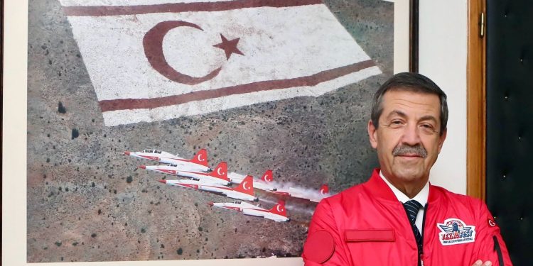 Dışişleri Bakanı Tahsin Ertuğruloğlu’ndan Teknofest’te katılım çağrısı: “Herkesi Teknofest’te geleceğe tanıklığa çağırıyorum”