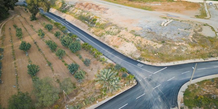 Çanakkale Kaçış Yolu’nun yol çizgileri tamamlandı, aydınlatma projesi uygulanacak