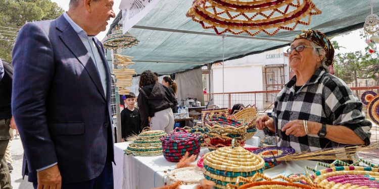 Cumhurbaşkanı Ersin Tatar, Serdarlı Sestaları Bahar Şenliği’ne katıldı