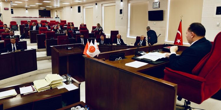 Meclis Genel Kurulu denetim göreviyle toplandı