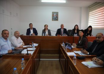 Maliye Komitesi üç yasa tasarısını görüştü, birini oy birliğiyle onayladı