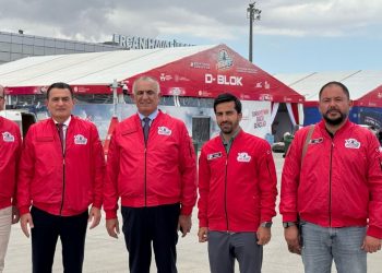 Çavuşoğlu ve  Oğuz  TEKNOFEST alanında incelemelerde bulundu