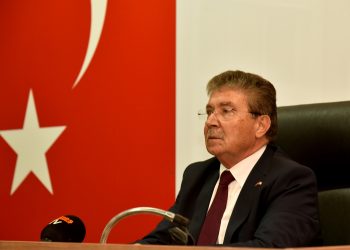 Üstel: Tatar, ulusal dava uğrunda hiçbir fedakarlıktan kaçmadı
