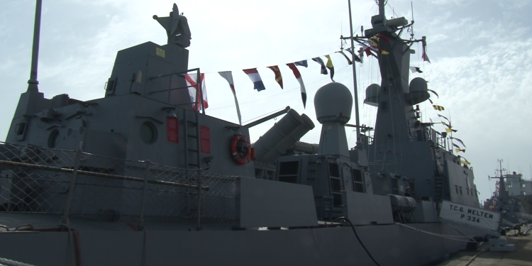 TCG Meltem Hücumbotu Gazimağusa Limanı’nda halkın ziyaretine açıldı