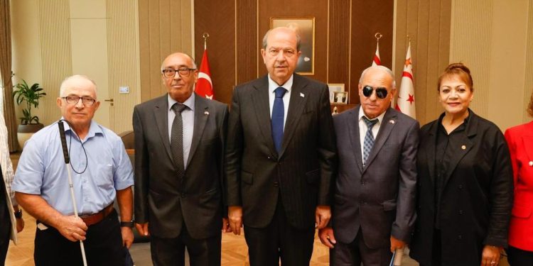 Cumhurbaşkanı Tatar, Kıbrıs Türk Engelliler Federasyonu’nu kabul etti