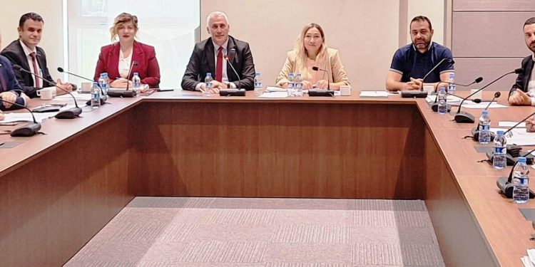 “Siyasal Partiler (Değişiklik) Yasa Önerisi’ Meclis’e sevk edildi