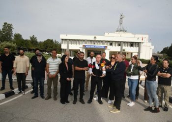 Gazeteciler Birliği ve Basın-Sen, gazeteciler Akın ve Yüksel’e koruma talebi ile PGM önünde basın açıklaması yaptı