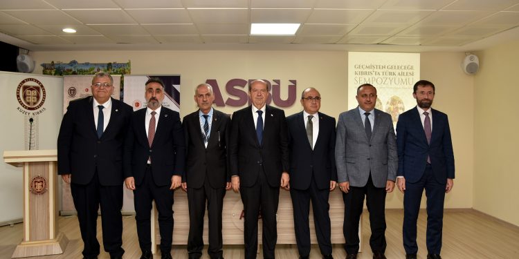 Tatar: “Kıbrıs Türk aile yapısının özünün korunması, başka ülkelerdeki yaşam tarzlarına özenilmemesi gerekir”