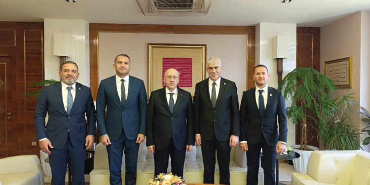 Sanayi Odası heyeti Türkiye Ticaret Bakanlığı’nı ziyaret etti
