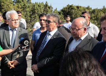 Dipkarpaz-Manastır yolunda asfaltlama çalışmaları başladı