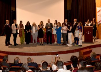“İlk Gençlik Romanı Ödül Töreni”, Gülten Dayıoğlu’nın katılımıyla yapıldı