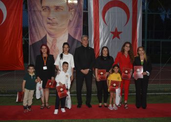 Sivil Savunma Teşkilatı başarılı öğrencilere ödüllerini dağıttı