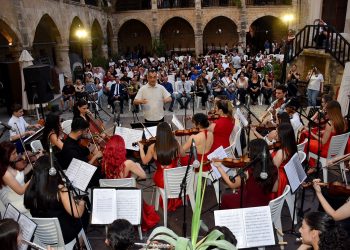 “Atatürk’le Yeniden Doğmak 2. Gençlik Konseri” Büyük Han’da gerçekleştirildi