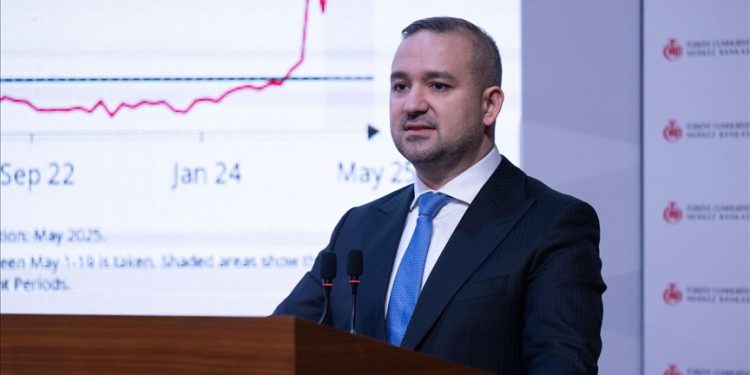 TCMB, yıl sonu enflasyon tahminini yüzde 24’te sabit tuttu