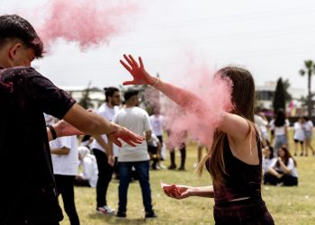 DAÜ Bahar Festivali’nde Color Fest