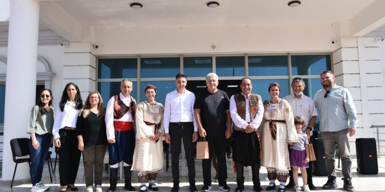 FOGEM’den üç ilkokulda “Kıbrıs Günü” etkinliği