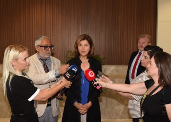 Tatar- Holguin görüşmesi tamamlandı… Holguin, yarın Hristodulidis ve ticaret odalarıyla görüşecek