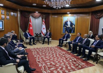 Üstel: Yapılacak sıkı denetim ve kontrollerle ülkede kaçak insan kalmayacak