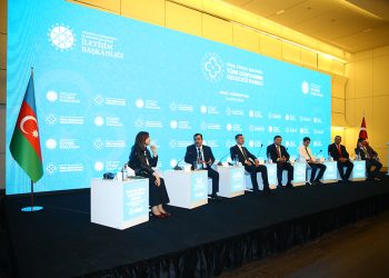 Bakü’de düzenlenen panelde Türk dünyasının KKTC’ye desteği ele alındı