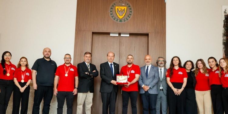 Cumhurbaşkanı Tatar, YDÜ heyetini kabul etti