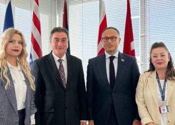 Azerbaycan Milletvekili Hasanov, GAÜ’yü ziyaret etti