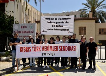 Tıp-İş’ten hekimlerin görev yeri değişikliğine tepki