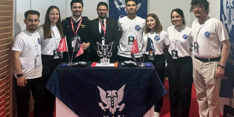 GAÜ, İstanbul’da Havacılık Fuarı’na katıldı
