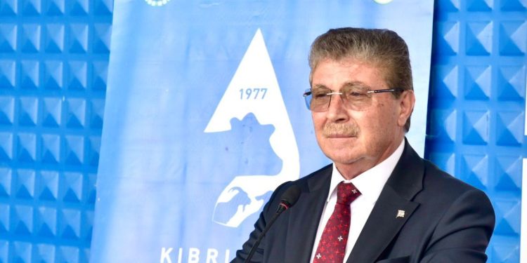 Başbakan Vadili’de konuştu: “Kıbrıs Türk toplumu üretimden koparılamayacak…Unutuyorlar, bizim yanımızda Türkiye Cumhuriyeti var”