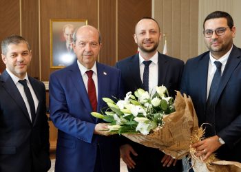 Cumhurbaşkanı Tatar, Borusan Oto Kıbrıs Genel Müdürü Mehmed ve beraberindeki heyeti kabul etti
