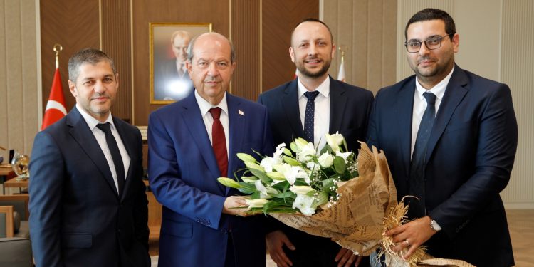 Cumhurbaşkanı Tatar, Borusan Oto Kıbrıs Genel Müdürü Mehmed ve beraberindeki heyeti kabul etti