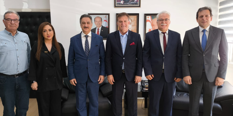 İTÜ ve Boğaziçi Üniversitesi Rektörleri, Bayındırlık ve Ulaştırma Bakanı Arıklı’yı ziyaret etti