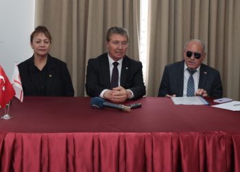 Başbakan Üstel, Kıbrıs Türk Engelliler Federasyonu’nu ziyaret etti:  “Engelli maaşlarını iyileştirmek için çalışma başlatacağız”