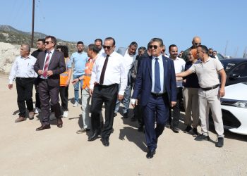 Başbakan Üstel, Kayalar-Sadrazamköy anayolu  yol yapım ve iyileştirme çalışmalarında incelemede bulundu