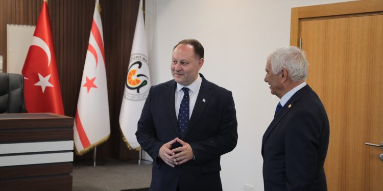 Öztürkler: Güzelyurt sosyal konut, hastane ve tarımsal kalkınma ile gelişiyor