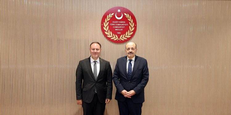 Öztürkler, Prof. Dr. Saraç’ı kabul etti