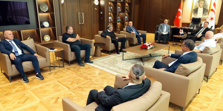 Öztürkler, Milli Mücadele Vakfı heyetini kabul etti