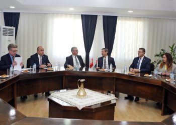 Dışişleri Bakanı Ertuğruloğlu, Özügergin ve heyetini kabul etti