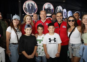 “Teknolojiyi benimseyen gençlerimizle geleceği hep birlikte inşa ediyoruz”