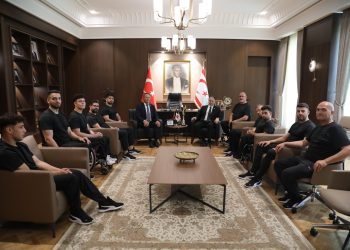 Öztürkler, Vakıflar Tekerlekli Sandalye Basketbol Takımı heyetini kabul etti