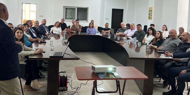 Tarım zararlılarıyla mücadele eğitimi düzenlendi