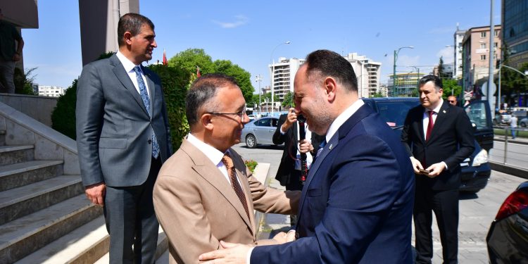 Meclis Başkanı Öztürkler Gaziantep’te