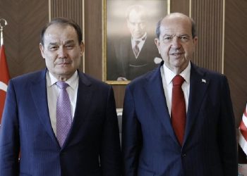 Cumhurbaşkanı Tatar, Türk Yatırım Fonu Başkanı Baghdad Amreyev’i kabul etti