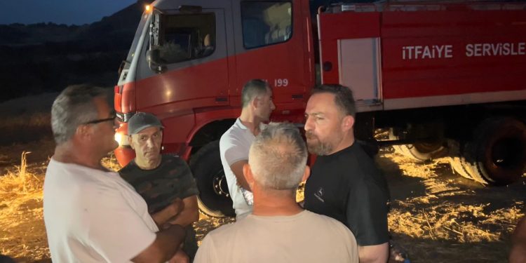 Bakan Hüseyin Çavuş, yangın bölgesinde incelemelerde bulundu