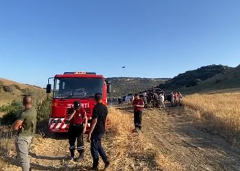 Avtepe-Kuruova köyleri arsında başlayan yangın kısmen kontrol altına alındı