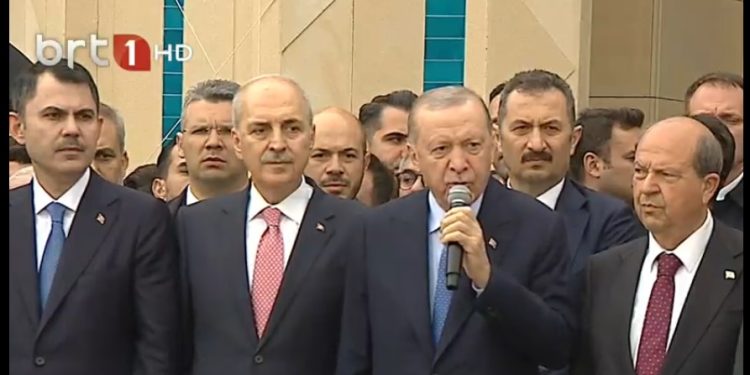 TC Cumhurbaşkanı Erdoğan: Kıbrıs Türk halkına muhteşem bir eser daha kazandırıyoruz